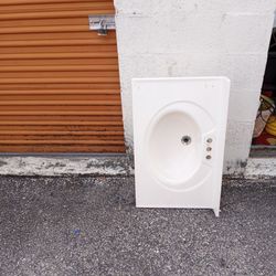 Bathroom Vanity Top 30 ×22 $30