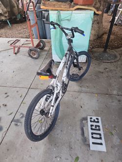 Walmart bmx bike