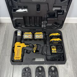 Dewalt Dce200 Mk2 Press Tool With 4 Batteries And 1/2”-1” Megapress Jaws 
