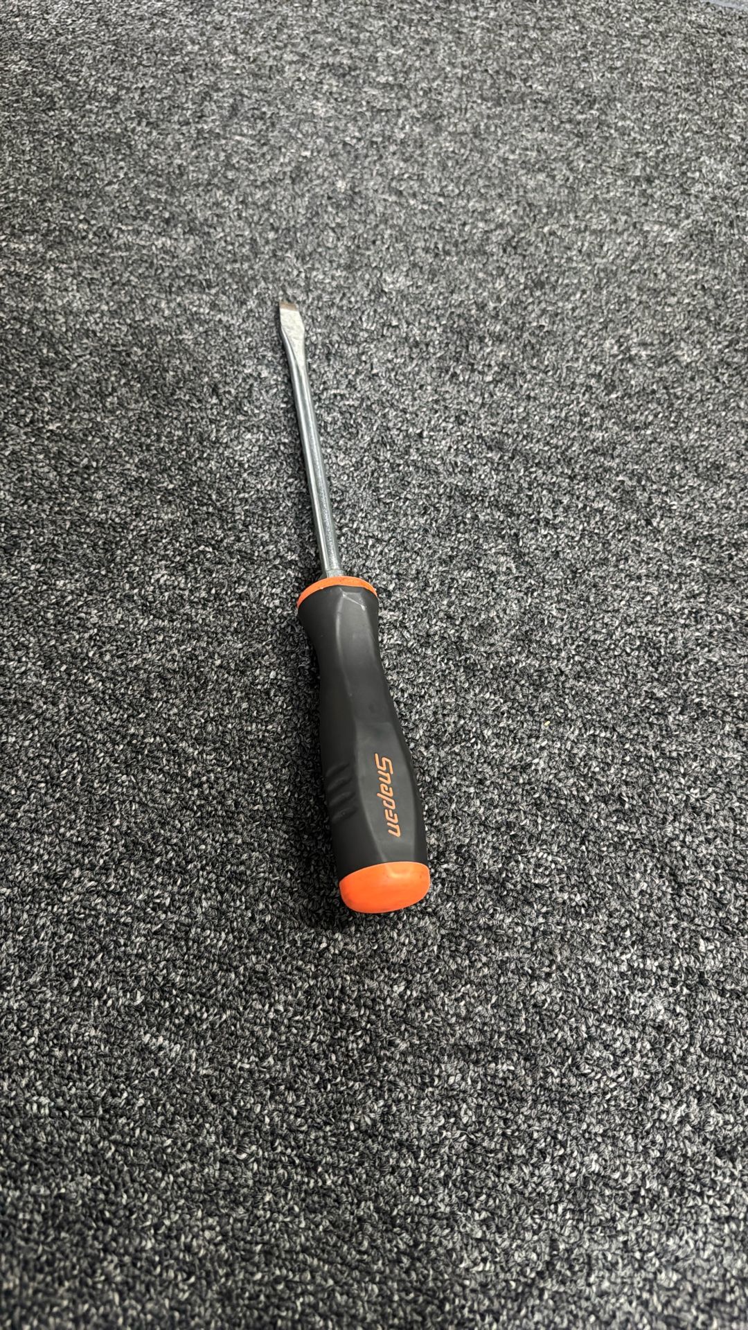 Snap-on Tools Black/ Orange Tip Soft Grip Flat Head Screwdriver SGD8