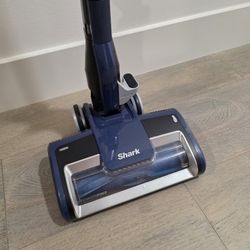 Shark HZ 600 Pet Pro Stick Vacuum
