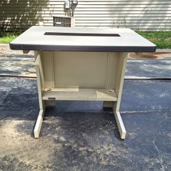 Computer Desk $30