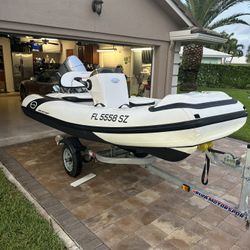 2019 Walker Bay 11. 5 Inflatable Dingy