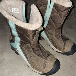 Women’s Keen Snow Boots