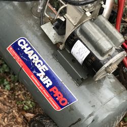 20 Gal Air Compressor 