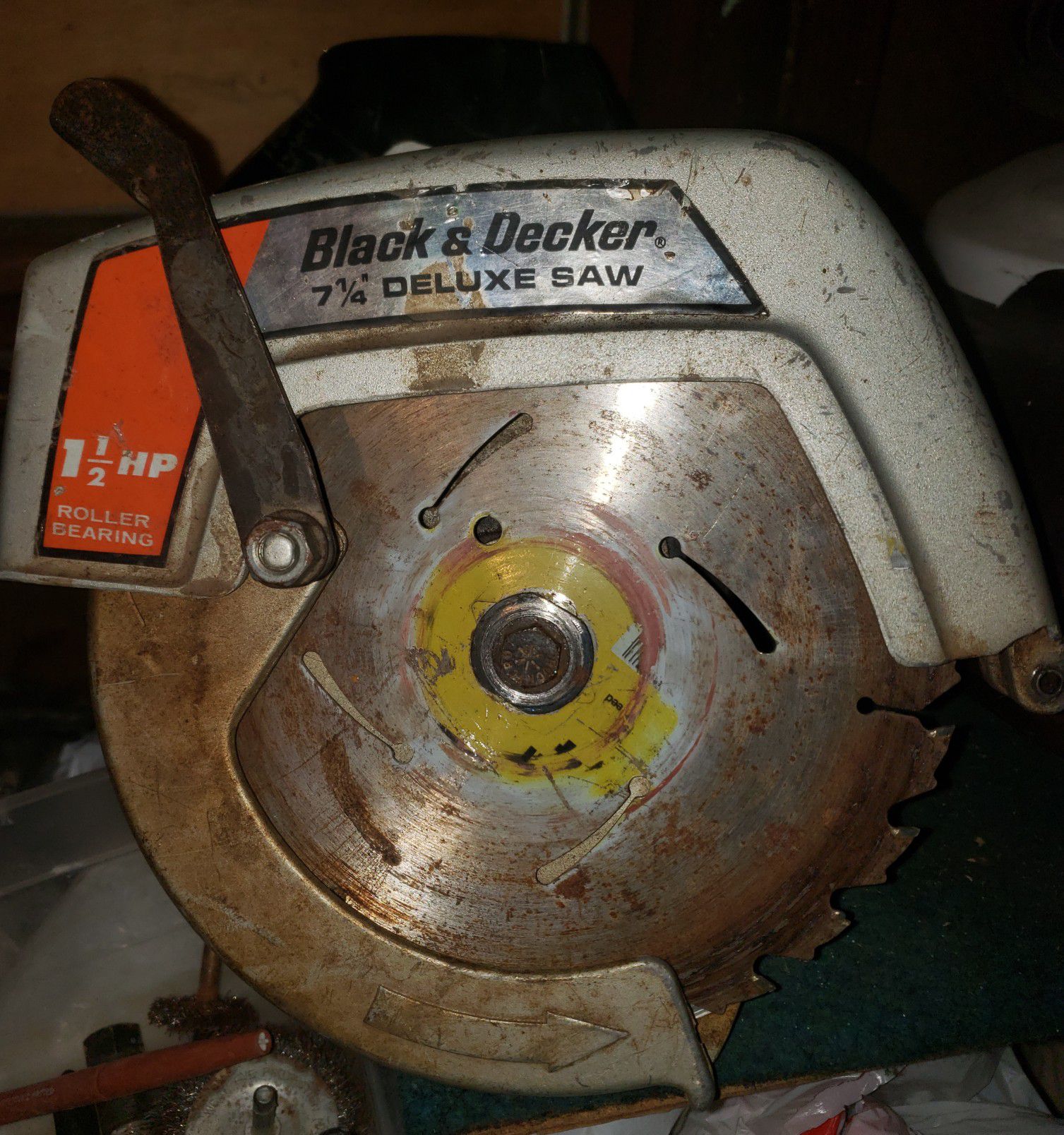 Circular Saw old but works great!!