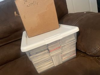 Thousands Of Sports Cards!