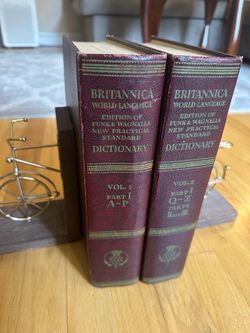 1956 Britannica world language dictionary Funk & Wagnalls