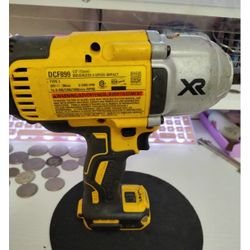 DeWalt DCF899 XR 20V Brushless 1/2" Impact Wrench