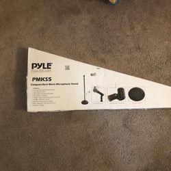 PYLE MICROPHONE STAND