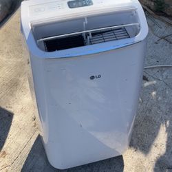 LG 6,000 BTU AC Unit 