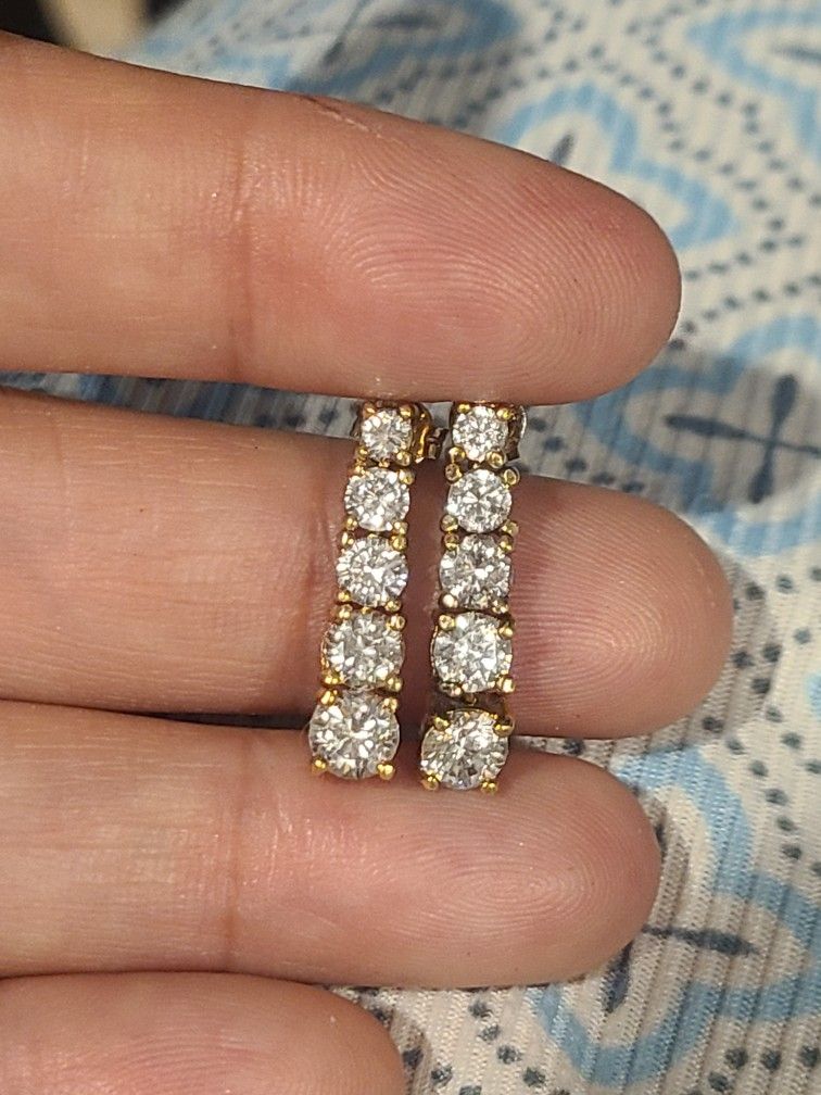 925 Sterling Silver Earrings & CZ Stones