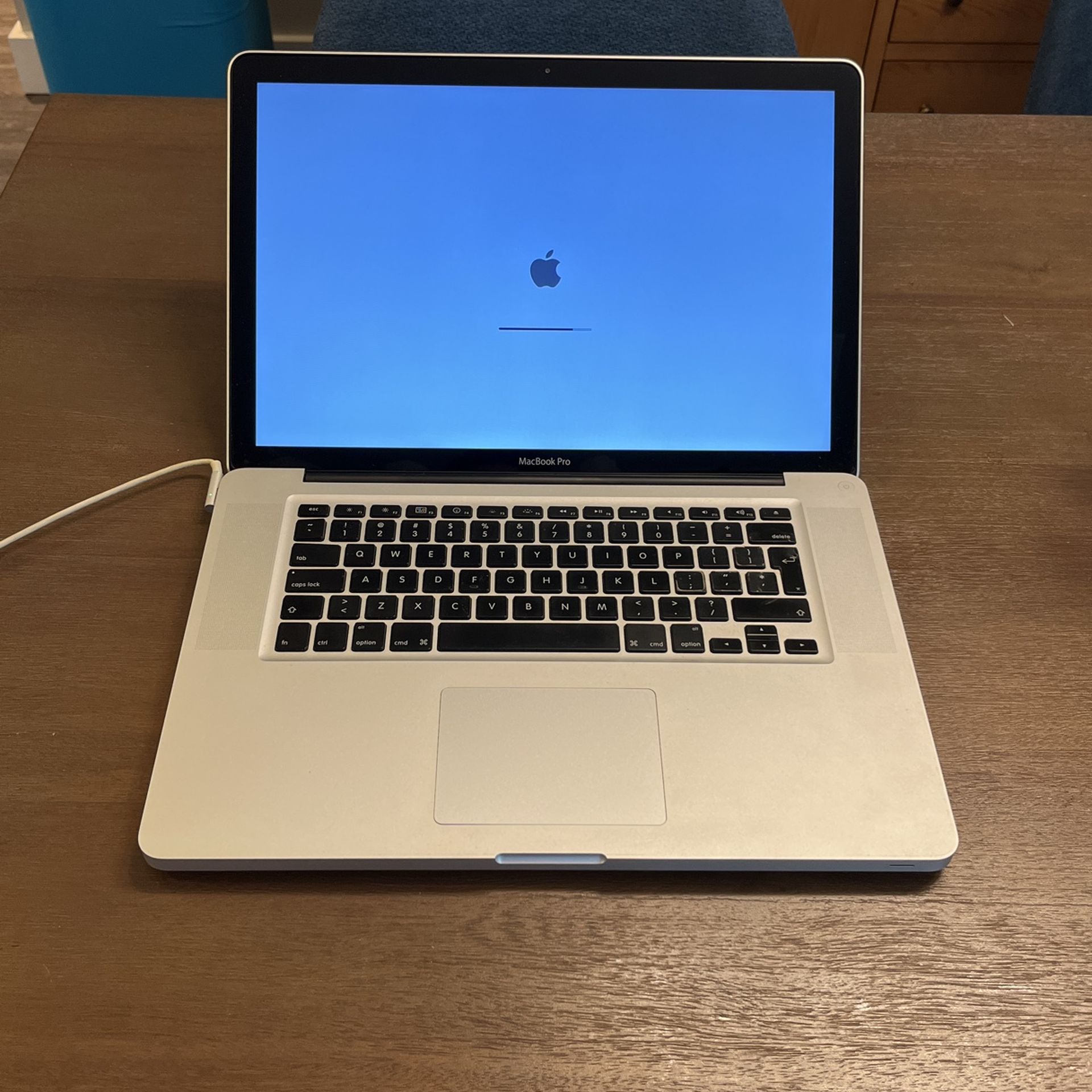 Apple A1286 MacBook Pro Mid-2012 i7 