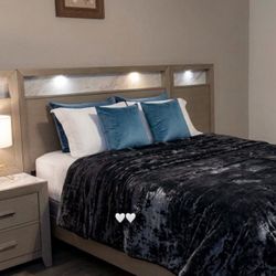 Gray Sectional And Queen Bed frame 