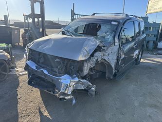 2007   nissan ARMADA FOR PARTS ONLY!!!!!