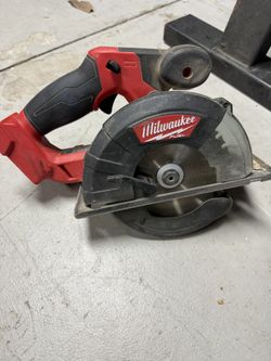 Milwaukee Skill Saw