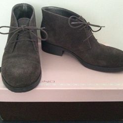 Bandolino gray suede chukka style boots size 8 