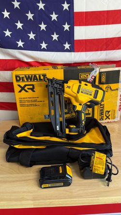 New DeWalt 20V XR 16 Gauge Finish Nailer Kit