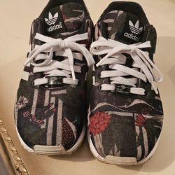 ADIDAS SNEAKERS 