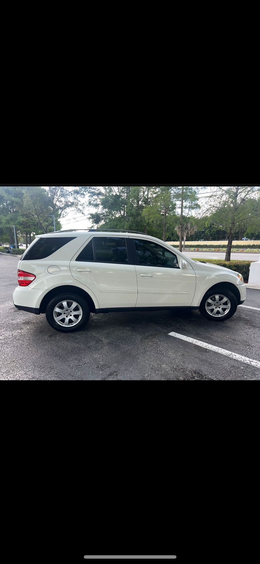 Mercedes ML (contact info removed)