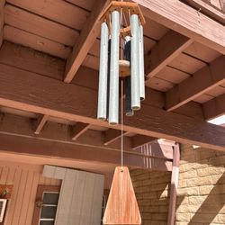 Arias by Wind River Hand-Tuned Wind Chimes - Silver/Redwood