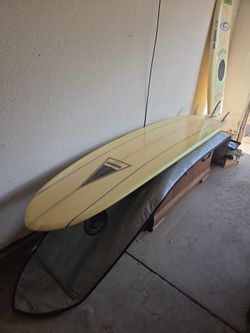 Long board surfboard by Harbour