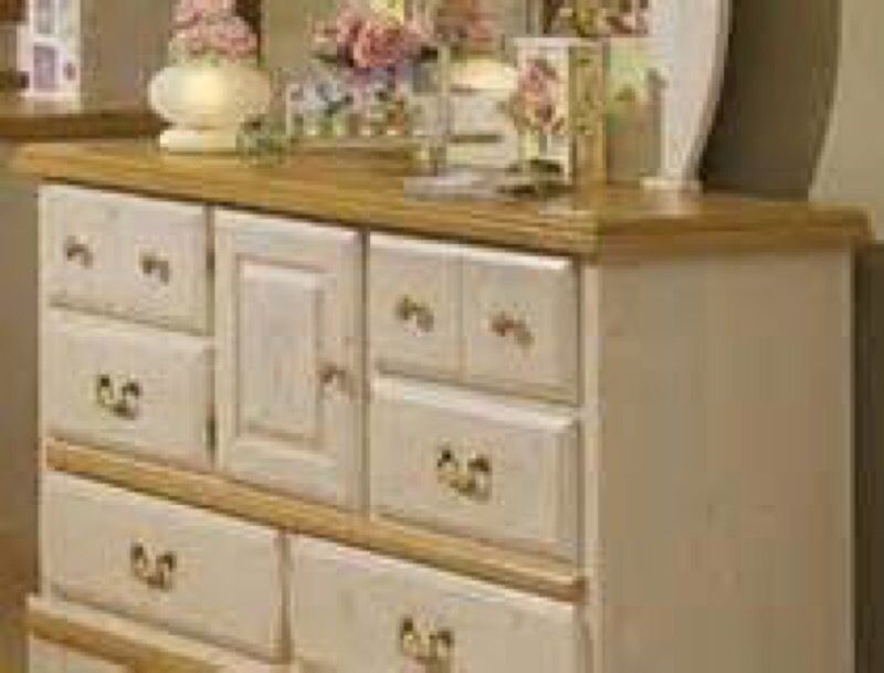 Kathy Ireland Girls Bedroom Set