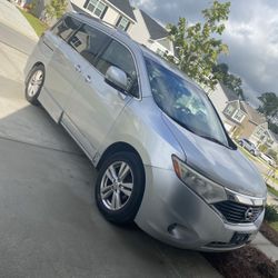 2011 Nissan Quest