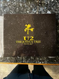 U2 The Joshua Tree Tour 2017 Ltd. Edition VIP Album Book WITH Harmonica