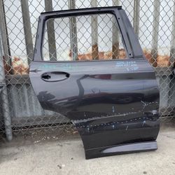 2017 2024 BMW X3 / G01 Rear Passenger Door Shell OEM