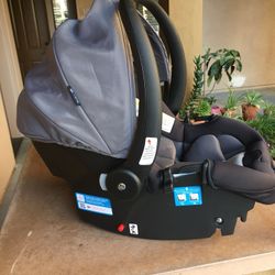 Infant car seat