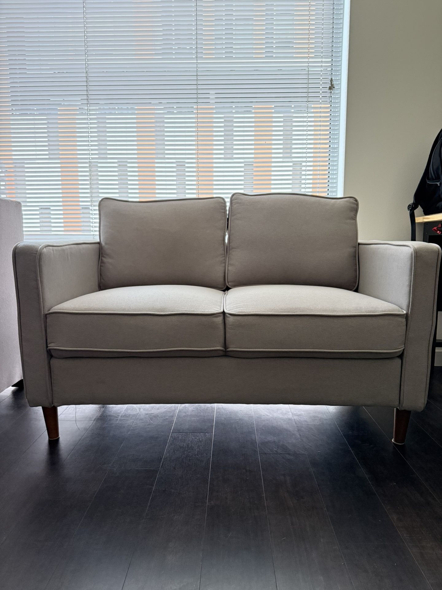 52.40'' Loveseat/Sofa