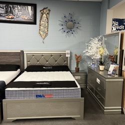 4PC Queen Bedroom Set 🔥SALE🔥