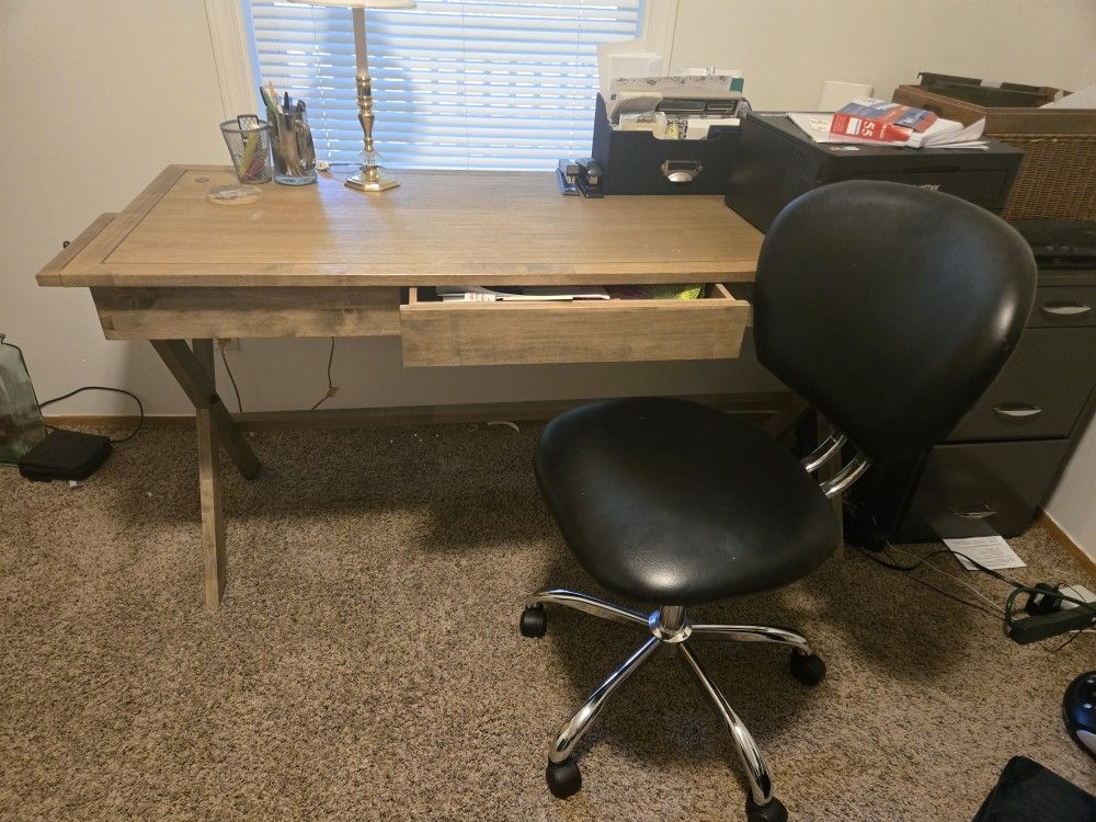 Desk and Office Chair