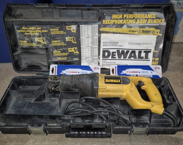 Dewalt (DW303) Corded Reciprocating Saw