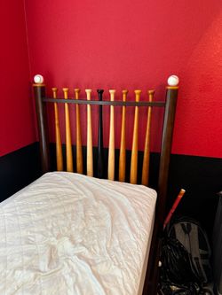 Baseball theme bed with trundle