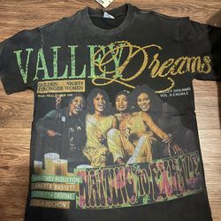 Valley Dreams Shirt 75$ Size Adult Small