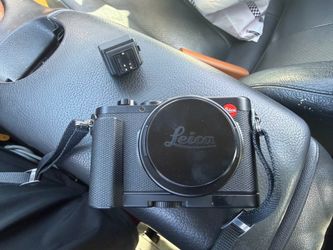 Leica delux -8 camera