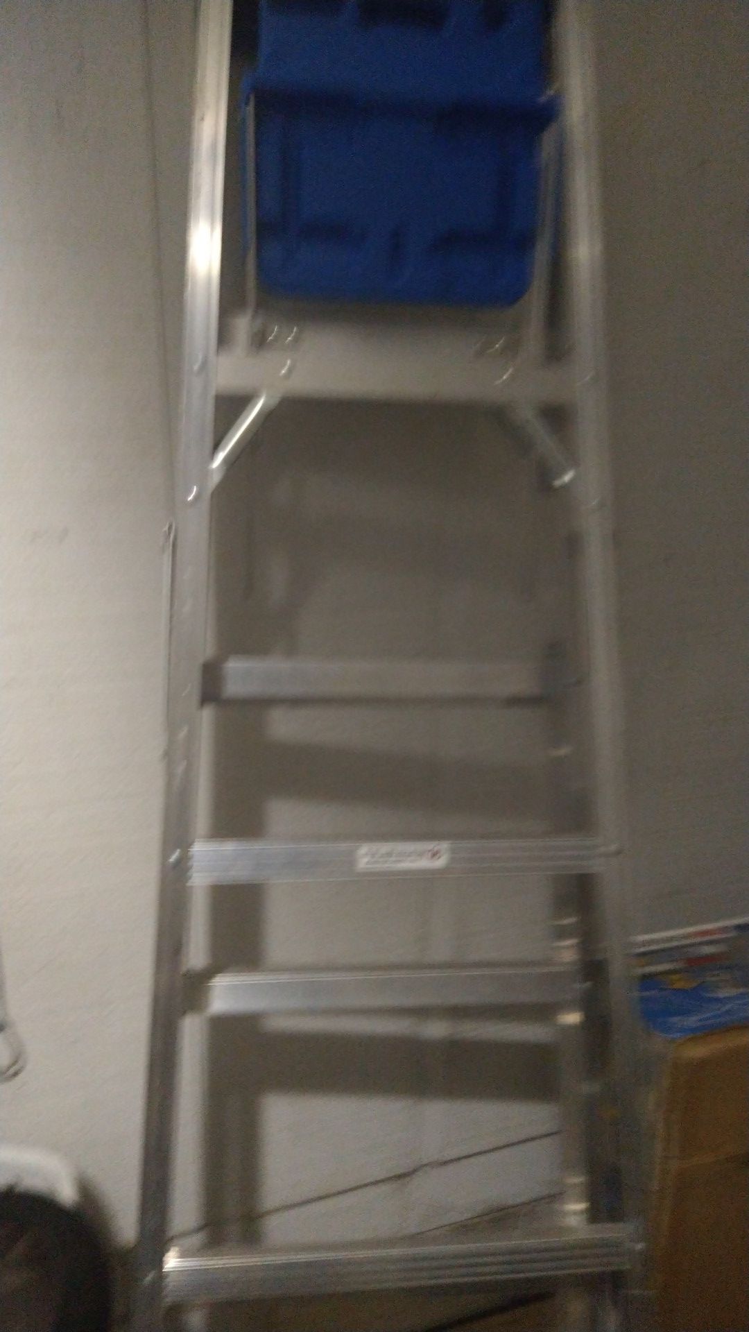 6' ladder