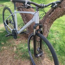 Trek Dual Sport -3 Mountain Bike Nice 