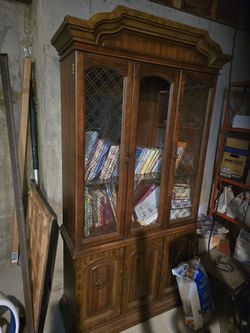 Beautiful Antique Hutch