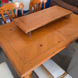 Kitchen Table 