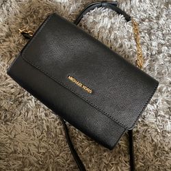Michael Kors Crossbody Bag