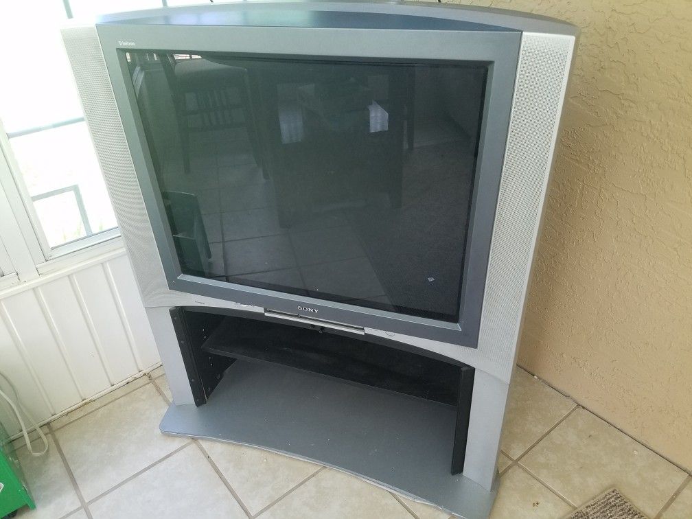 Sony Trinitron CRT Model KV-36HS500