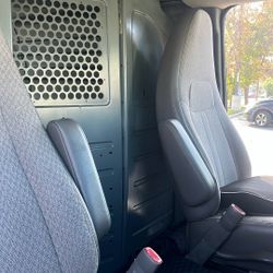 security fence (Savanna, Chevy Express)