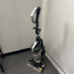 Eureka Dash Sprint Anti-Tangle Upright Vacuum Cleaner with Headlights, NEU612, New