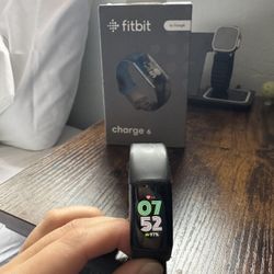 Fitbit Charge 6