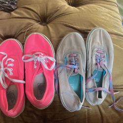 2 pr Of Girls Vans 1 1/2