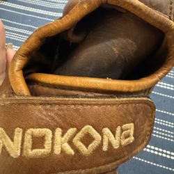 Nokona 13 Inch Softball Glove 