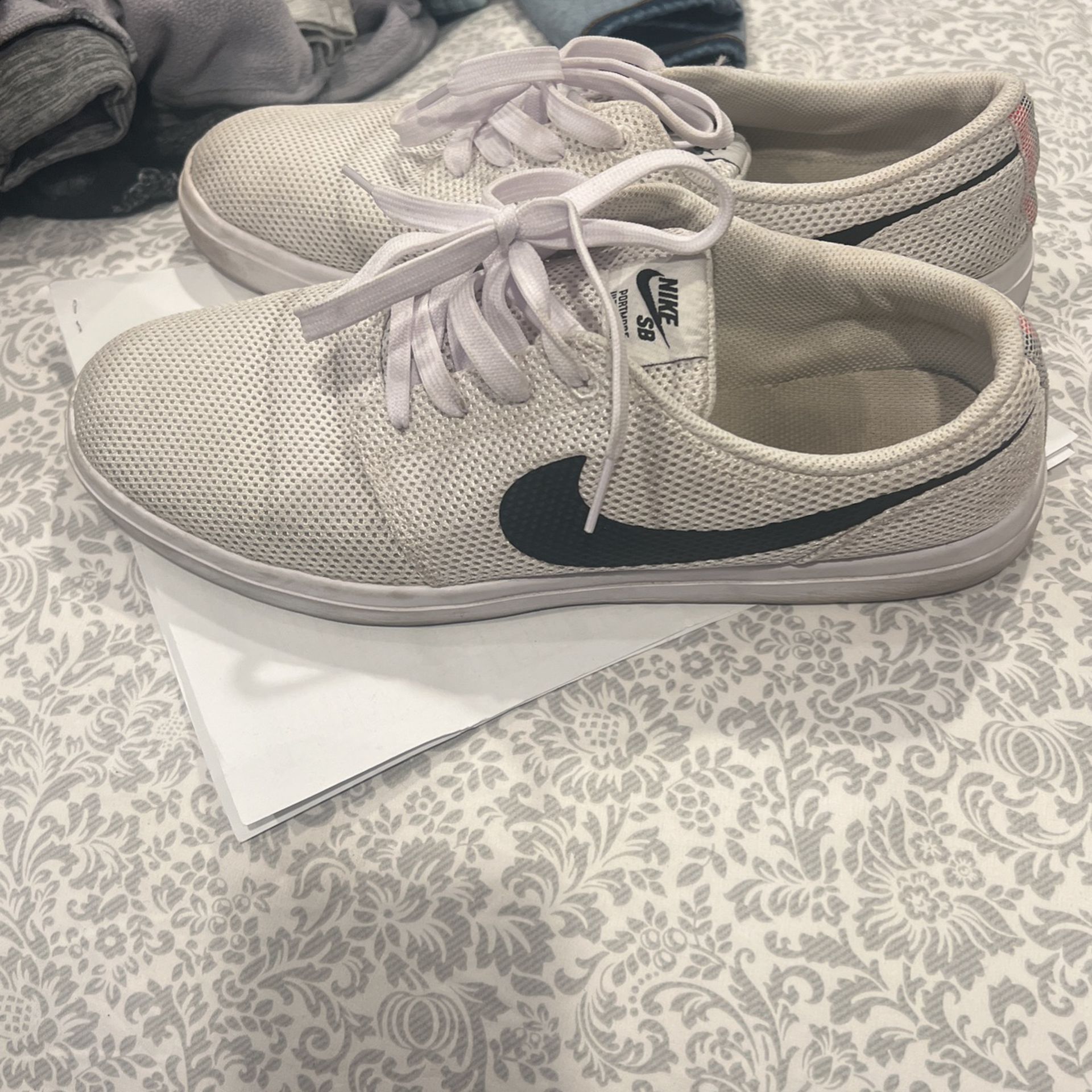 Nike Shoe Size 11